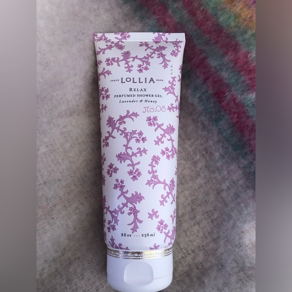 Lollia by Margot Elena 8oz RELAX perfumed shower gel in lavender & honey